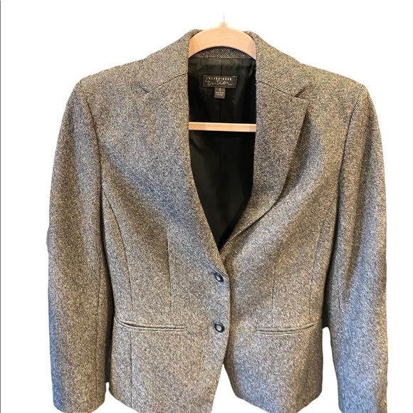 Classiques Entier Women's Grey  Wool Blazer Size 2 - Picture 1 of 9
